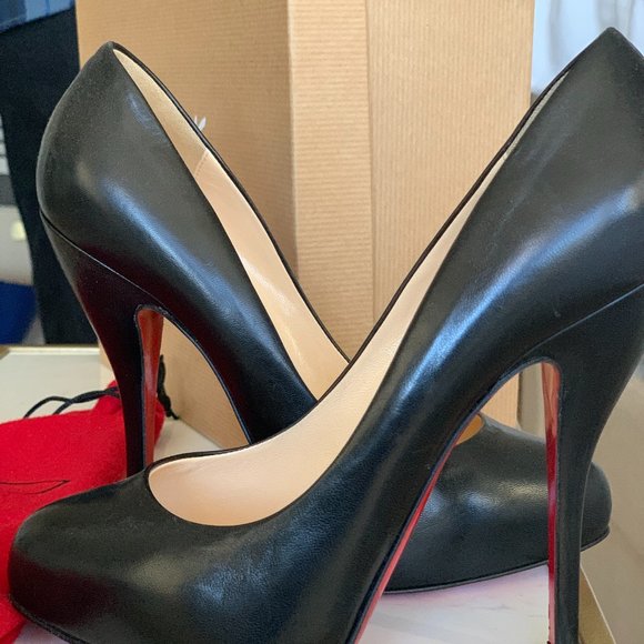 Christian Louboutin Feticha Pumps - Picture 13 of 13